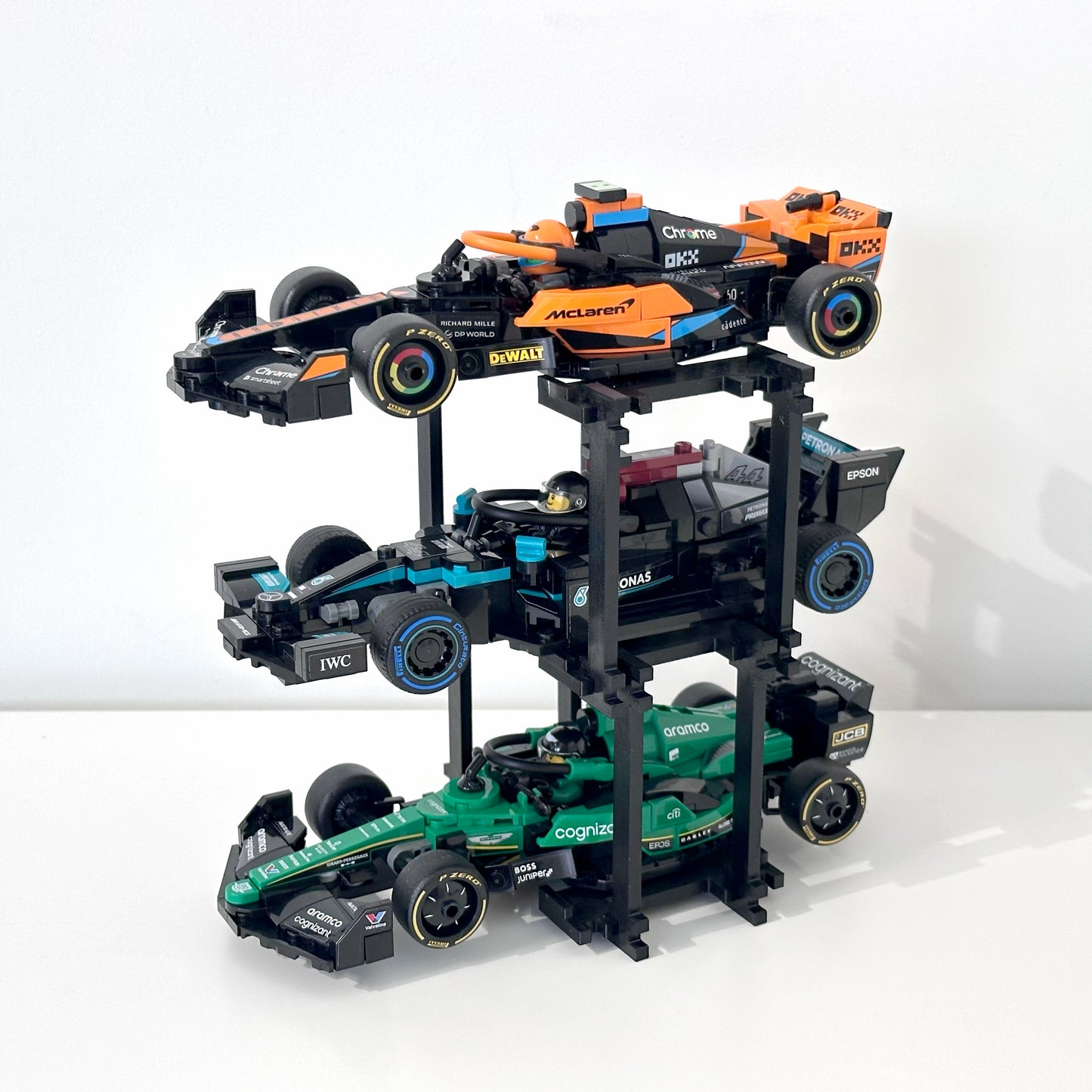4 Vehicles Display Stand for Lego Speed Champions Cars - Stylish Organizer with Infinite Expansion - No tools setup