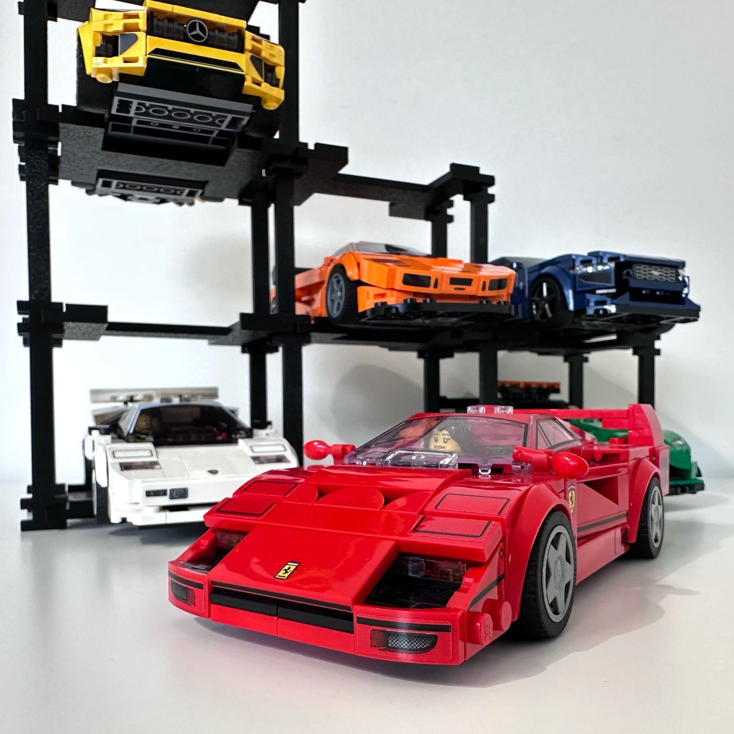 4 Vehicles Display Stand for Lego Speed Champions Cars - Stylish Organizer with Infinite Expansion - No tools setup